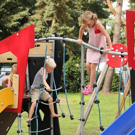 Lodge 6 personen camping de Molenhof Reutum Eksteriør billede