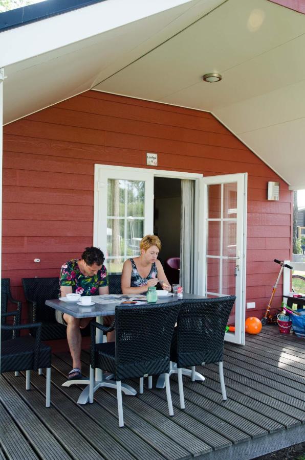 Lodge 6 personen camping de Molenhof Reutum Eksteriør billede